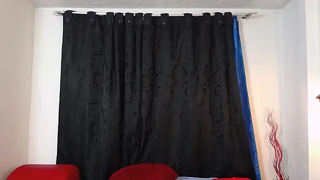 Snapshot of zahra_Jalid chatting on 01/31/25, 08:54 zahra Jalid online show from 01/31/25, 08:54