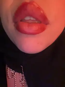 zahra Jalid online show from 05/15/26, 11:45