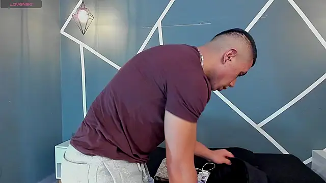 bruno cavalli online show from 03/15/26, 01:50