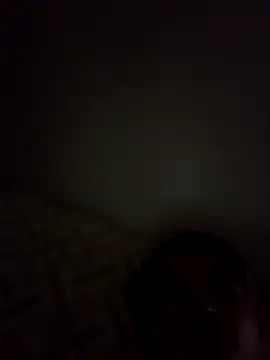 Snapshot of Frdrereeee chatting on 12/23/25, 10:46 Frdrereeee online show from 12/23/25, 10:46