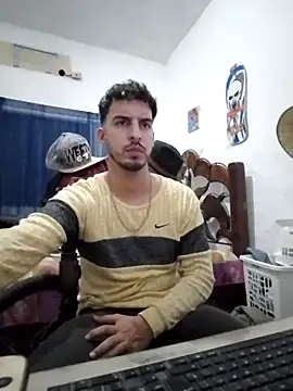 alejo5288 online show from 10/13/25, 02:00