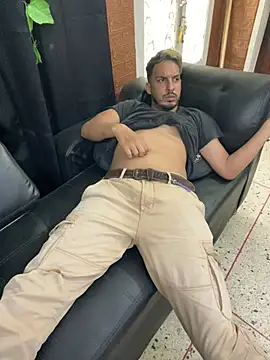 alejo5288 online show from 03/10/26, 03:06