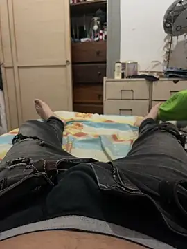 alejo5288 online show from 03/19/26, 04:22