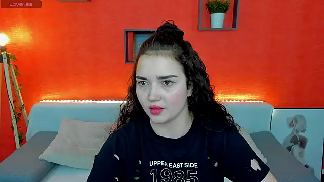 Snapshot of AmeliaLoveee chatting on 01/29/25, 02:32 AmeliaLoveee online show from 01/29/25, 02:32