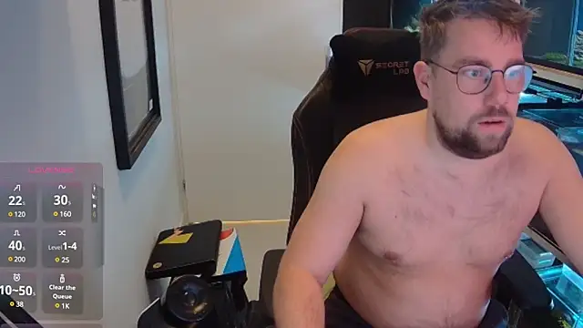 Snapshot of justinitt chatting on 02/18/25, 09:10 justinitt online show from 02/18/25, 09:10