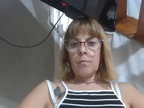 bhianca123 online show from 02/21/25, 06:26