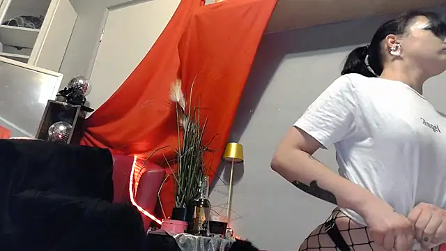 2TwoPassions2 online show from 02/15/25, 09:48