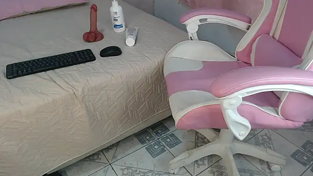 gracelove 1 online show from 01/20/25, 04:12