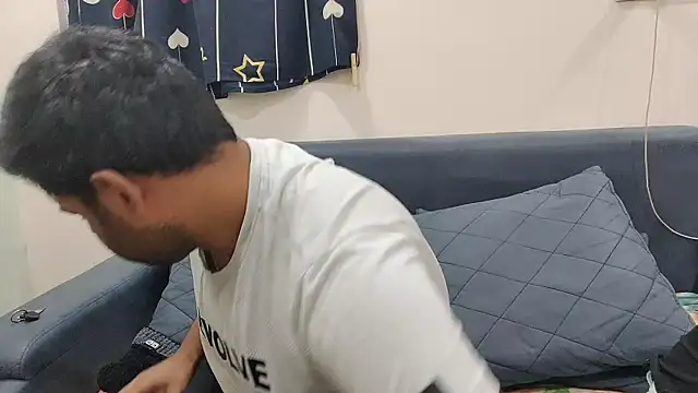 Snapshot of fuck_buddiess chatting on 11/25/25, 07:25 fuck buddiess online show from 11/25/25, 07:25