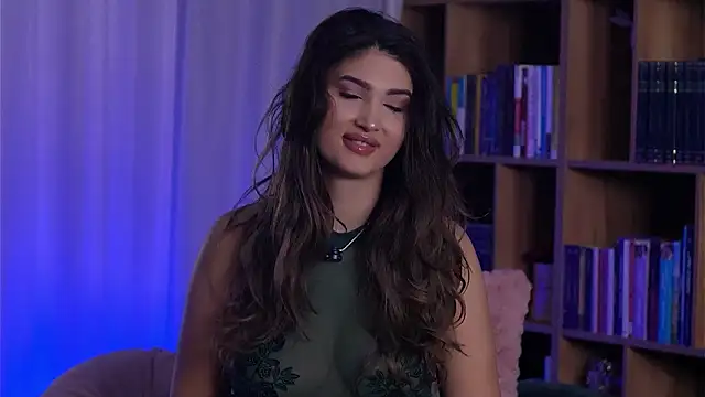 SarahPeach8 online show from 03/14/26, 09:15