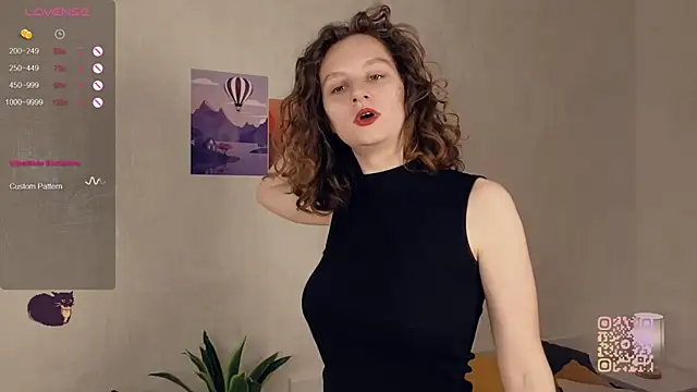 Snapshot of Leya_Curly chatting on 09/18/25, 02:19 Leya Curly online show from 09/18/25, 02:19