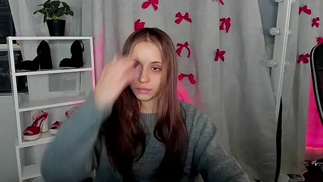 Snapshot of Sahara_Shields chatting on 02/09/25, 10:20 Sahara Shields online show from 02/09/25, 10:20