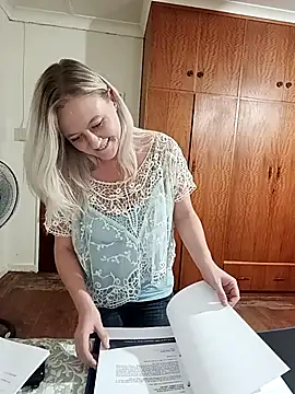 Vintasia online show from 02/02/26, 07:45