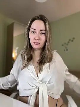 Kiss My Body online show from 03/06/25, 08:30