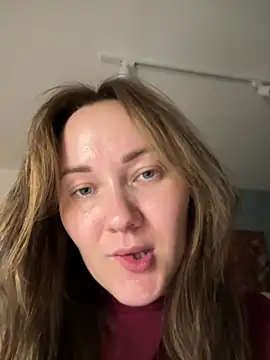 Kiss My Body online show from 05/23/26, 11:31