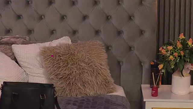 KeylaBlair online show from 04/01/26, 06:27