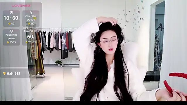 Snapshot of miaomiao-777 chatting on 11/17/25, 03:23 miaomiao-777 online show from 11/17/25, 03:23