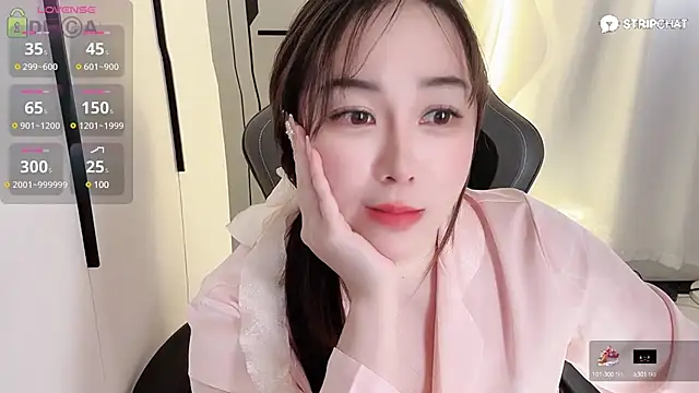 Alano-01 online show from 03/17/25, 01:57