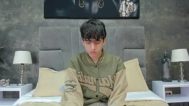 bruce hans online show from 12/02/25, 11:48