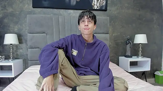 Snapshot of bruce_hans chatting on 03/04/26, 11:49 bruce hans online show from 03/04/26, 11:49