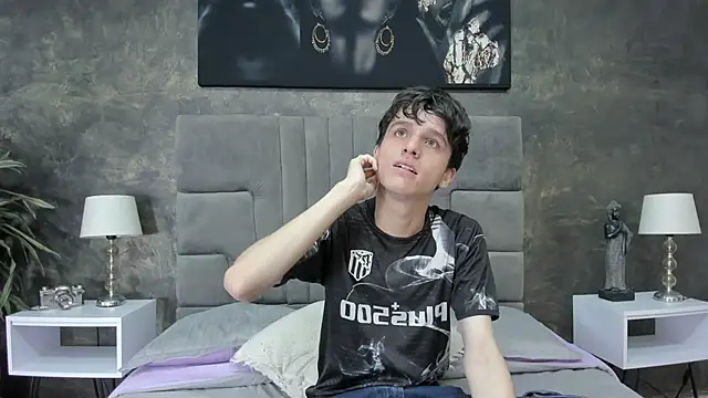 Snapshot of bruce_hans chatting on 03/10/26, 11:37 bruce hans online show from 03/10/26, 11:37