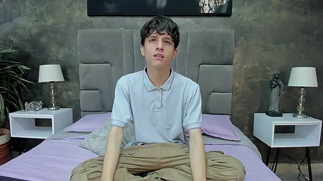 Snapshot of bruce_hans chatting on 03/13/26, 11:39 bruce hans online show from 03/13/26, 11:39