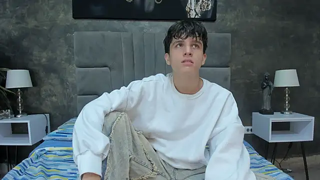 Snapshot of bruce_hans chatting on 04/15/26, 11:50 bruce hans online show from 04/15/26, 11:50