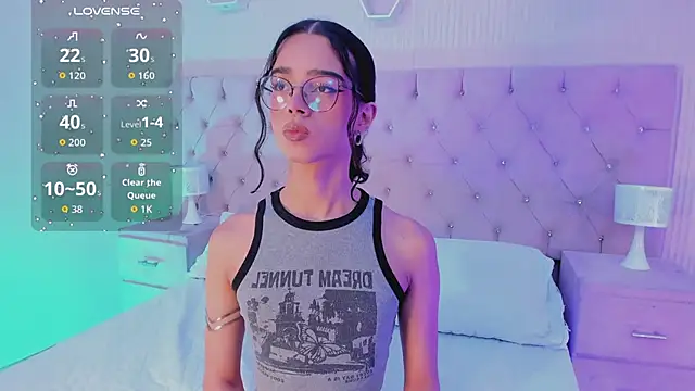 Snapshot of MattThompsonn chatting on 09/16/25, 09:49 MattThompsonn online show from 09/16/25, 09:49