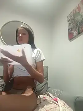 Keyler True18 online show from 02/23/25, 03:02