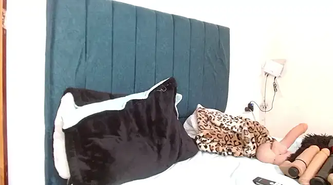 Keyler True18 online show from 03/10/25, 06:34