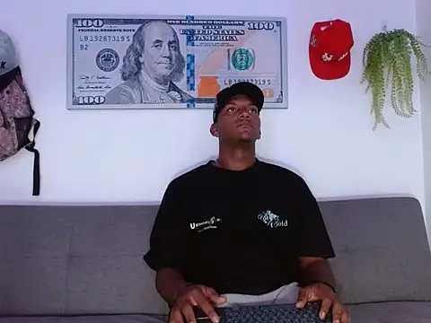 Master foot  online show from 04/13/26, 05:13