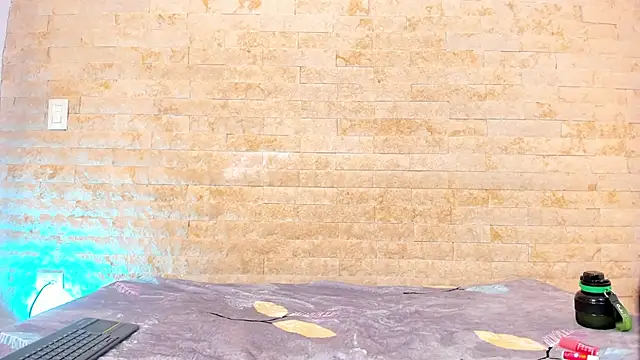 Snapshot of pocahontas_pow chatting on 09/15/25, 12:16 pocahontas pow online show from 09/15/25, 12:16