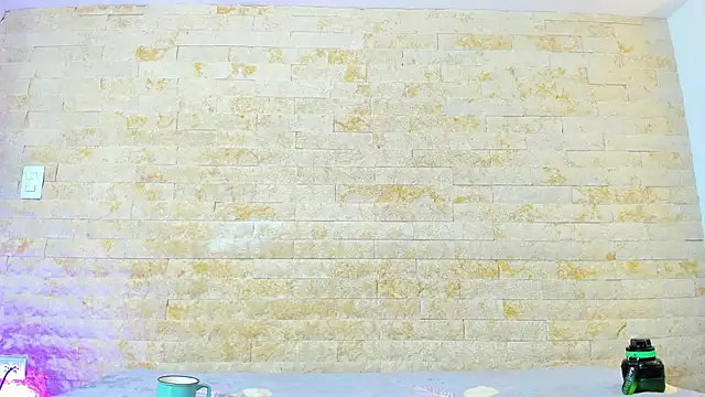 Snapshot of pocahontas_pow chatting on 10/04/25, 12:03 pocahontas pow online show from 10/04/25, 12:03