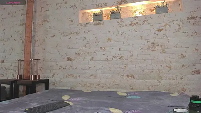 Snapshot of pocahontas_pow chatting on 10/08/25, 12:03 pocahontas pow online show from 10/08/25, 12:03