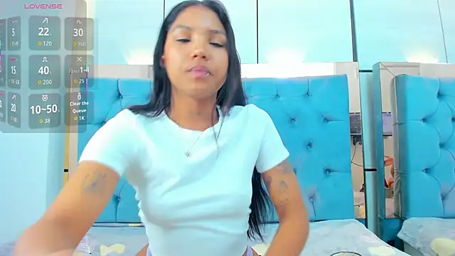 Snapshot of pocahontas_pow chatting on 12/18/25, 11:49 pocahontas pow online show from 12/18/25, 11:49