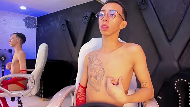 EthaanCox online show from 02/05/25, 05:52