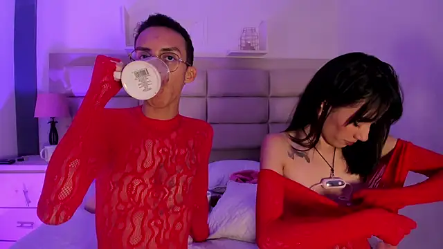 EthaanCox online show from 11/14/25, 09:08