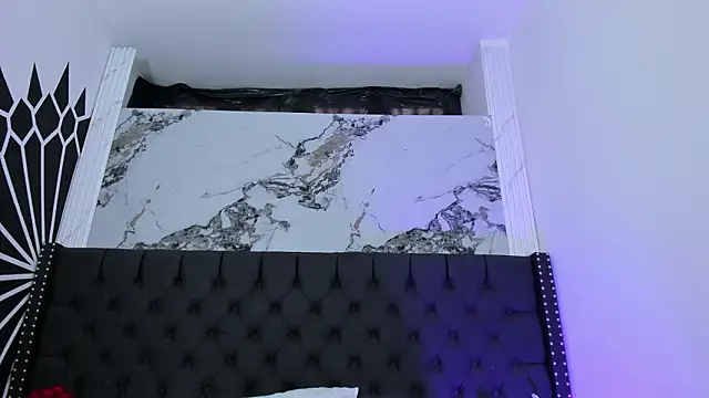 EthaanCox online show from 03/17/26, 08:45