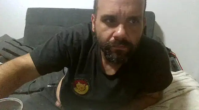 Snapshot of Chubi6669 chatting on 01/21/25, 09:03 Chubi6669 online show from 01/21/25, 09:03