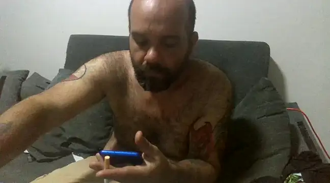 Snapshot of Chubi6669 chatting on 01/22/25, 10:29 Chubi6669 online show from 01/22/25, 10:29