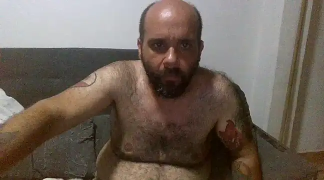 Snapshot of Chubi6669 chatting on 01/23/25, 10:44 Chubi6669 online show from 01/23/25, 10:44