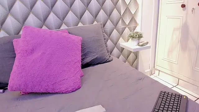 Christal Golden online show from 02/27/25, 09:47