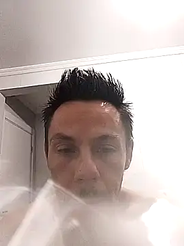 Santanacumxplod online show from 02/01/26, 08:24