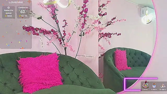 scarlette69 online show from 02/11/25, 12:49