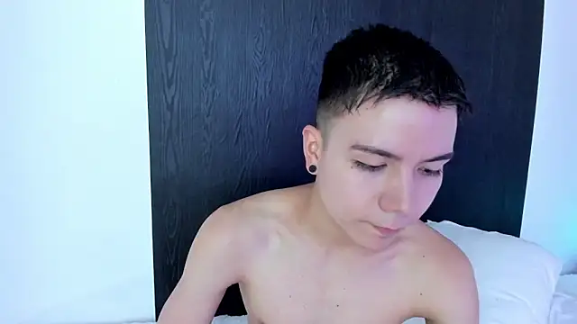 Snapshot of alanblack1 chatting on 01/28/25, 06:28 alanblack1 online show from 01/28/25, 06:28