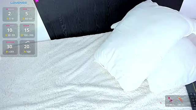 alanblack1 online show from 01/29/25, 03:37