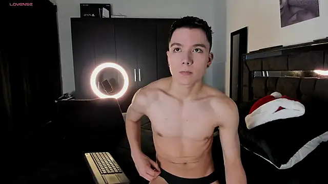 Snapshot of alanblack1 chatting on 12/03/25, 09:57 alanblack1 online show from 12/03/25, 09:57