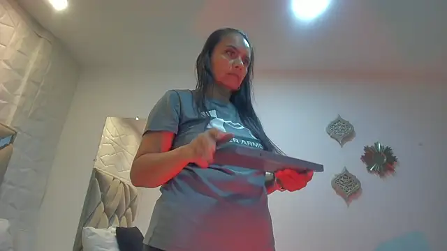 raquell moore online show from 02/27/25, 03:59