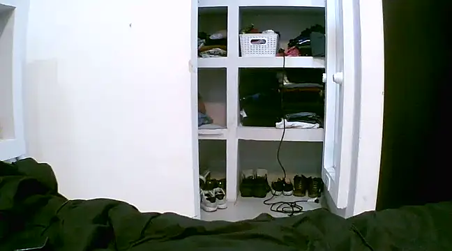 VittoriaTaylor online show from 03/18/25, 04:58