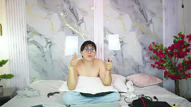 vanilla hot online show from 09/09/25, 08:30